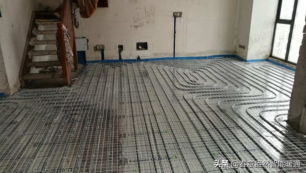 电地暖和水地暖有什么样的区别,电地暖和水地暖哪个更靠谱