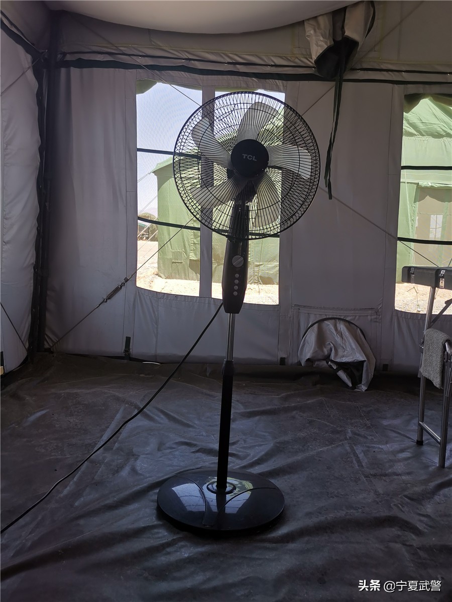 夏天野外驻训需要带什么,夏季防暑降温确保安全生存