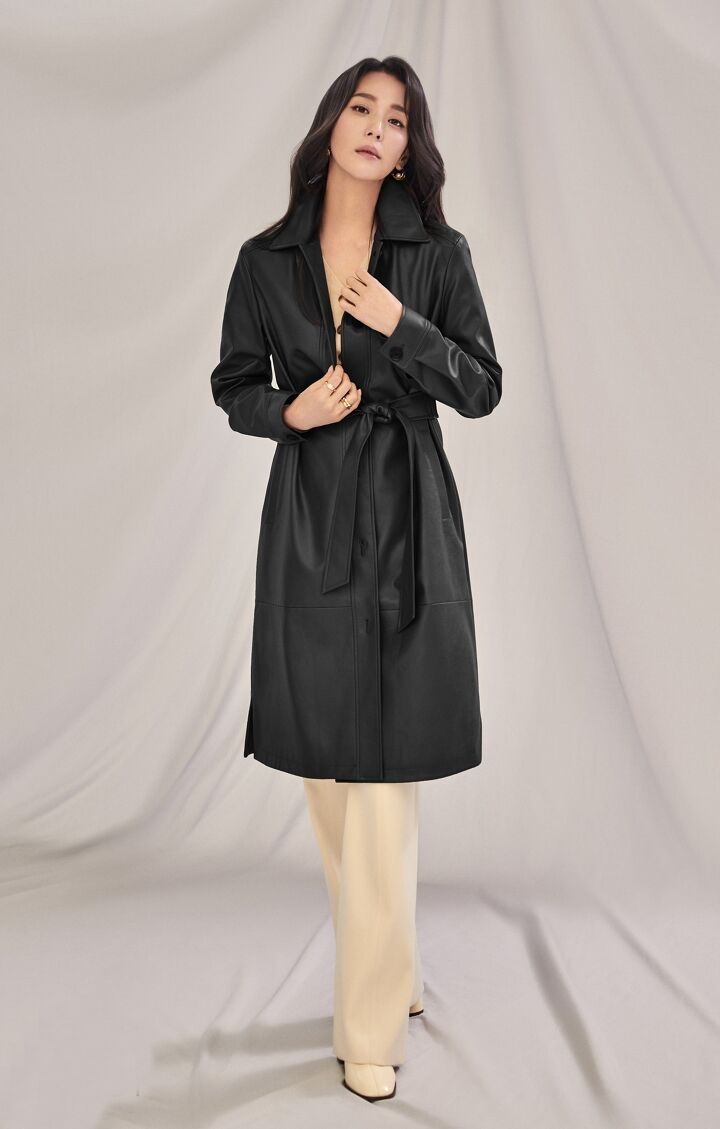 林允儿穿搭冬季,林允儿大冬天穿棉服配短裙来秀腿