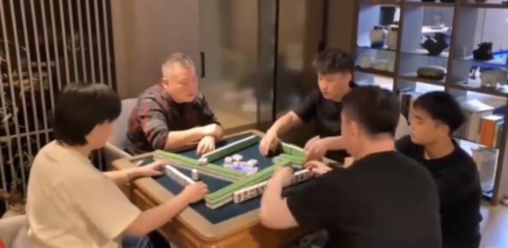 岳云鹏郭麒麟德云一哥组合,岳云鹏郭麒麟无与伦比做客完整版