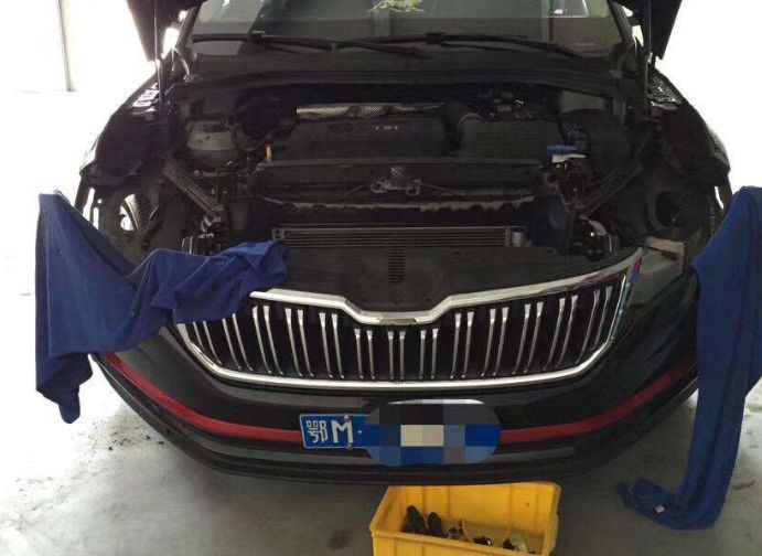 氙气大灯怎么改回卤素,氙气大灯怎么改led大灯