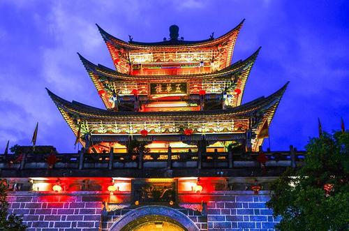 卓玛安心旅游：大理古城五华楼和诺邓好玩吗？