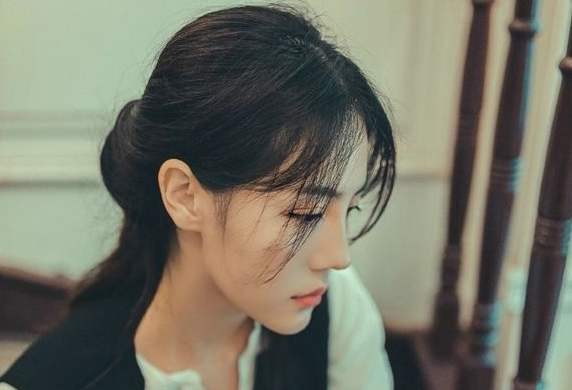 前女友总是缠着他“阴魂不散”怎么办？教你3招击退她