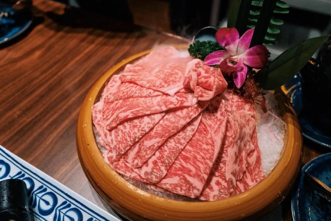 200元住总统套房,200块住酒店吃大餐