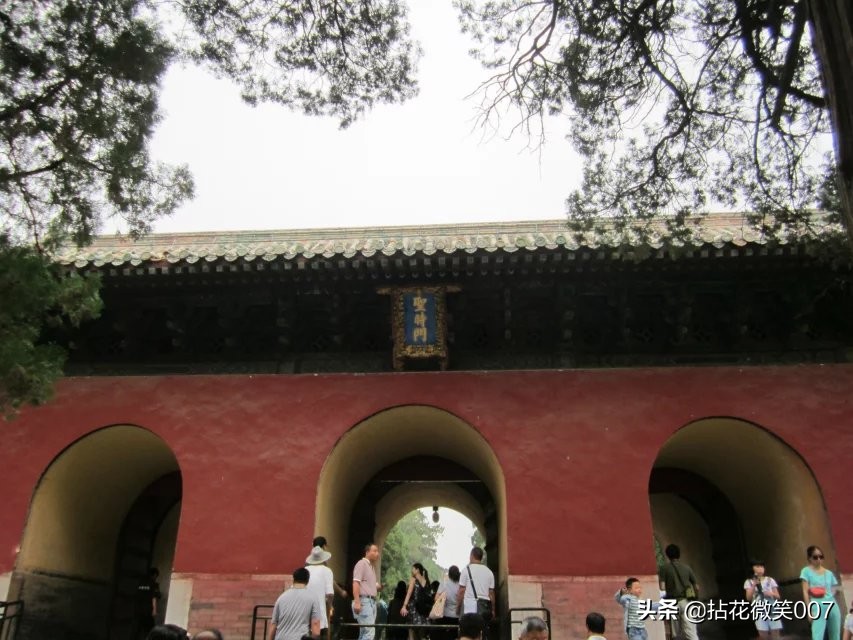 三孔孔府孔庙孔林一日游,孔府与孔庙孔林并称三孔