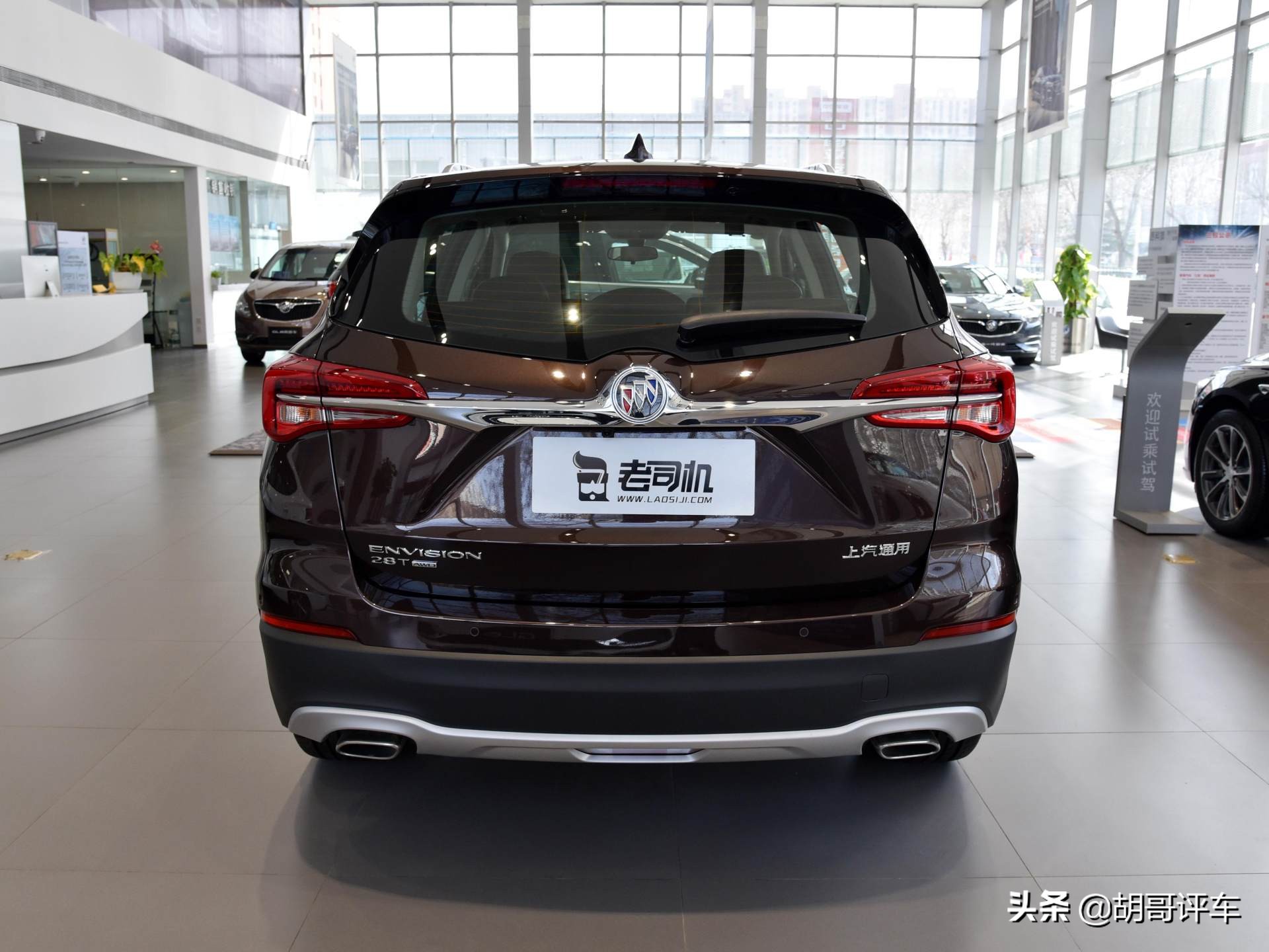 外观大气空间大的七座车,别克suv昂科威哪款车值得购买