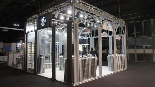 六年成为潮流眼镜界的大佬，木九十的经营之道！