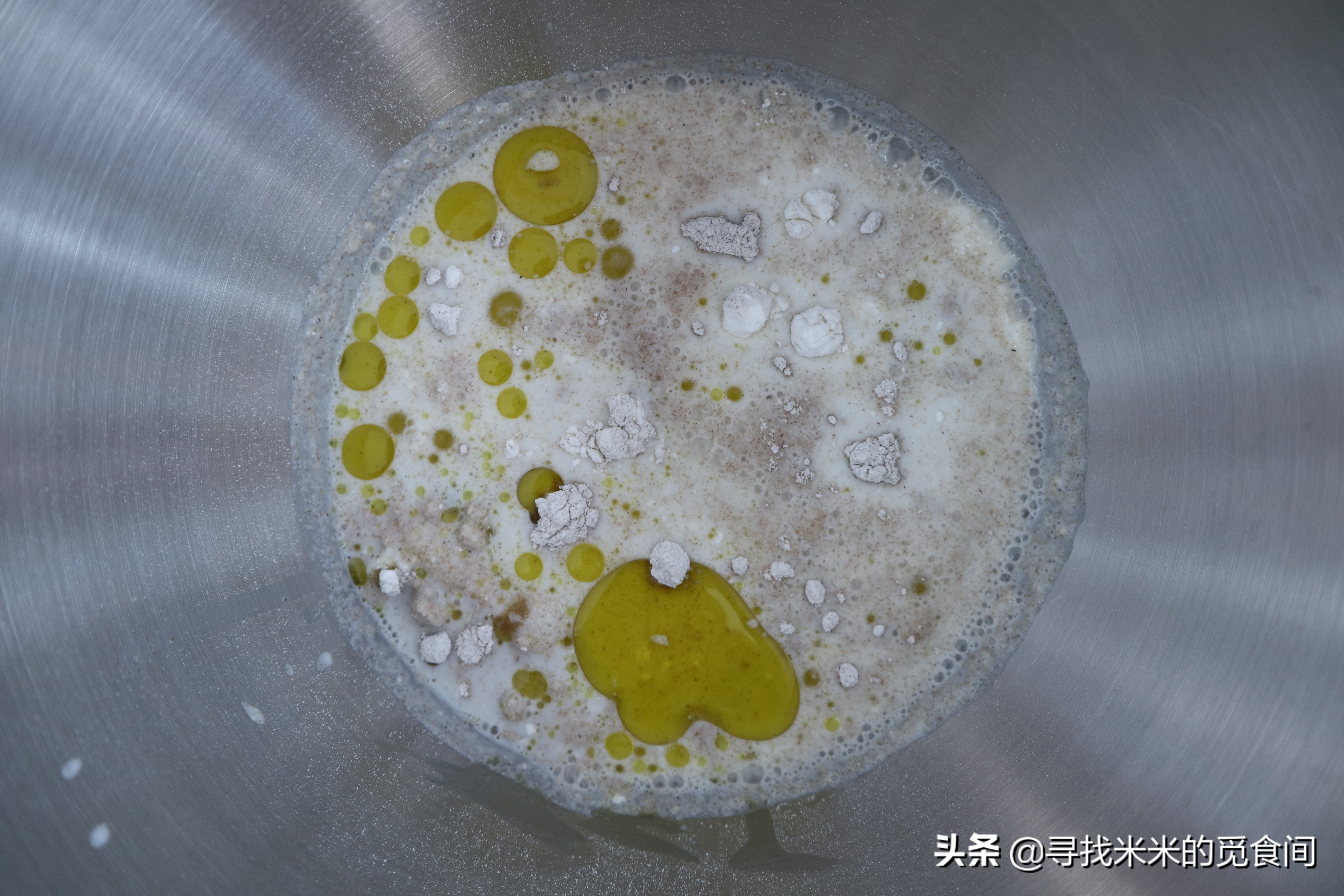 快手菜手撕面包的做法 (一次性发酵全麦小餐包怎么做)