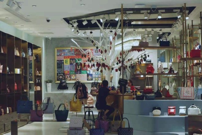 皮具箱包全年开店计划,箱包行业难不难做