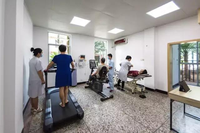 公益讲座回眸｜慢性呼吸道疾病治疗及肺康复