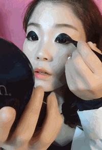 眼线的画法步骤图新手怎么画眼线,不会画眼线怎么练