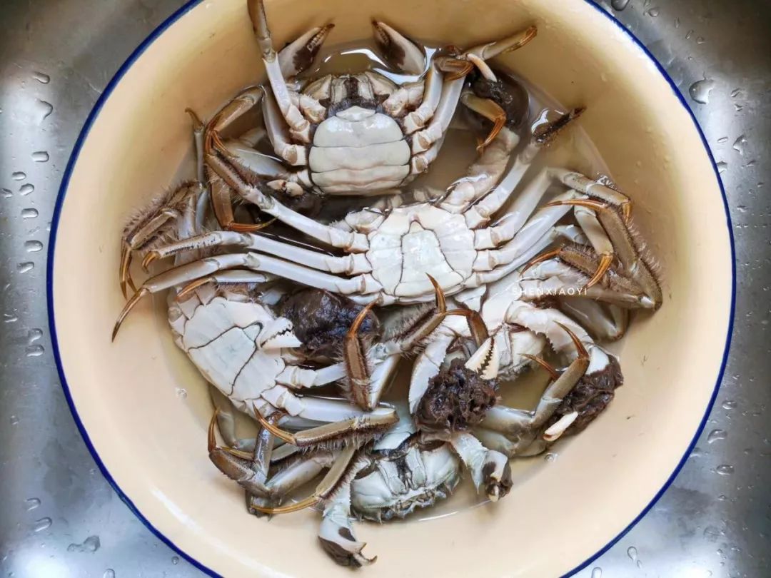 煮熟的大闸蟹怎么醉蟹好吃,吃不完的大闸蟹可以弄成醉蟹吗
