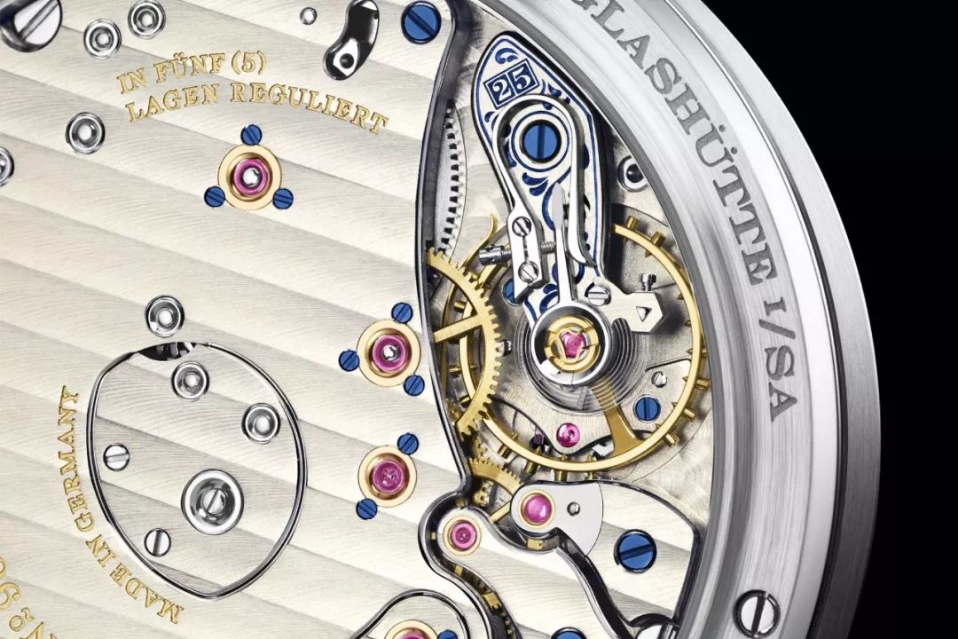 男士戴哪一款表比较好,适合30-40岁男人戴的表