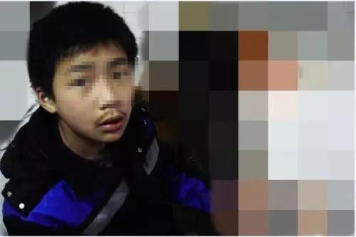 2岁女孩胸部发育成10岁，家长注意了！这些容易造成性早熟