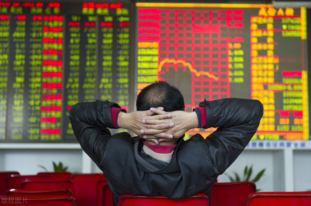 中国平安市值蒸发4000亿,平安的市值为什么那么高