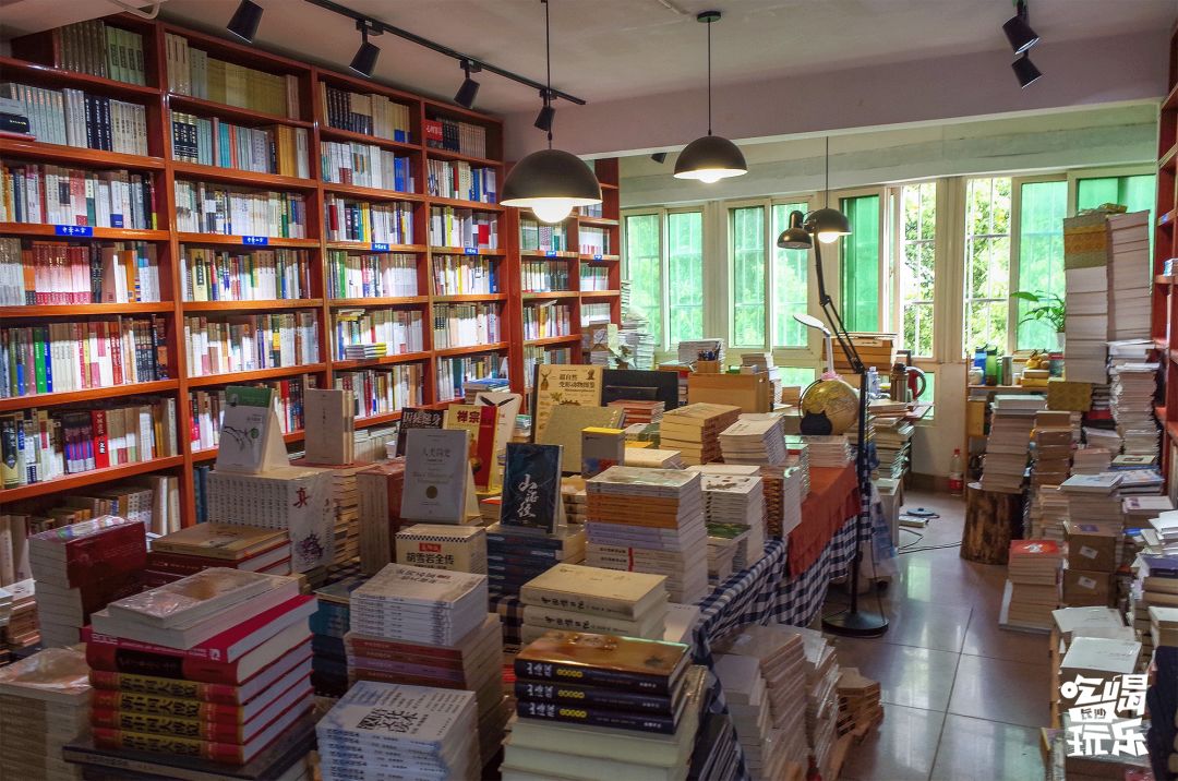 收藏！本期我们精选长沙14家宝藏书店推荐给你~