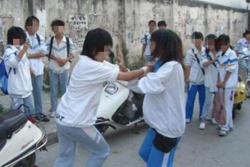 为啥不建议住校,为什么不建议初中就寄宿