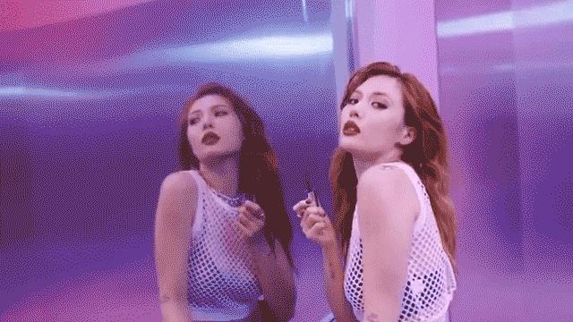 没有秋天的奶茶但有秋天口红,秋天的一杯奶茶口红