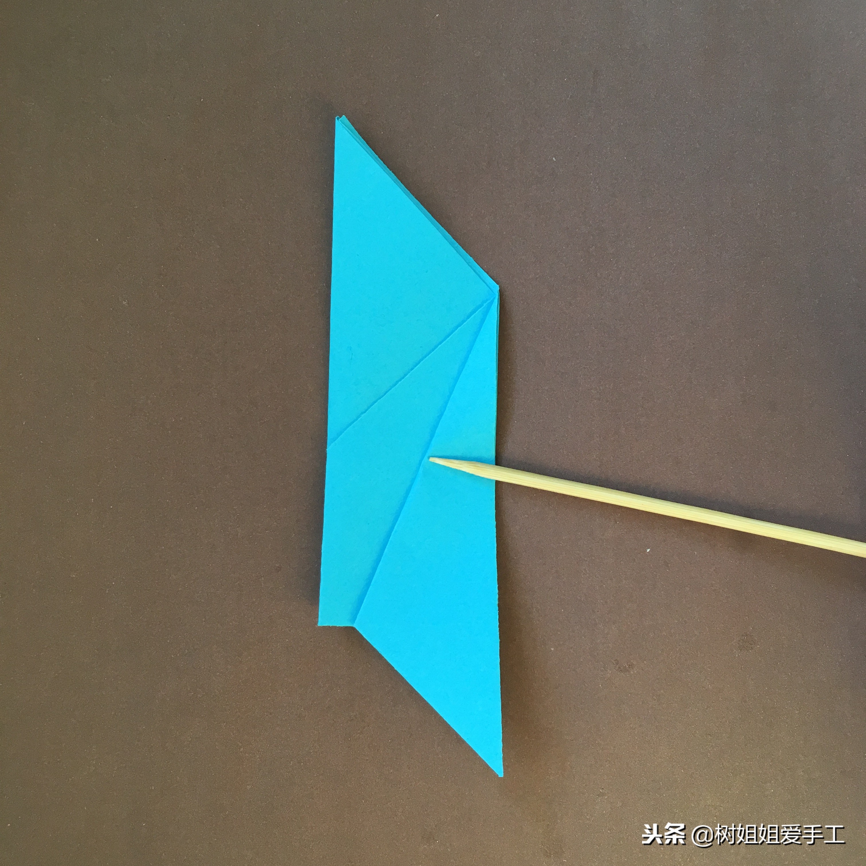 手工鱼嘴巴折法,十七秒折大嘴鱼