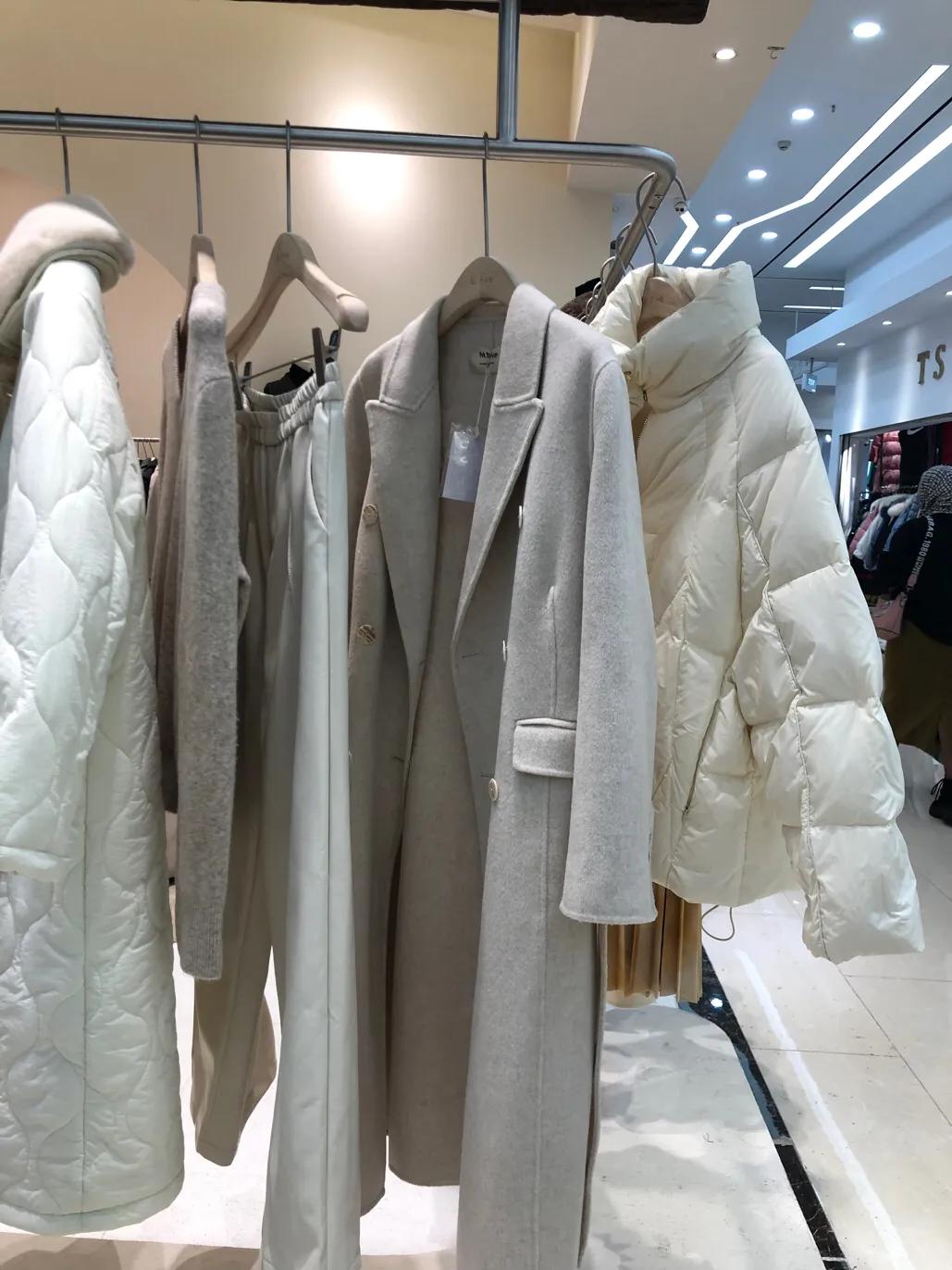 广州UUS十三行女装批发,广州uus跟apm哪里的衣服价格低