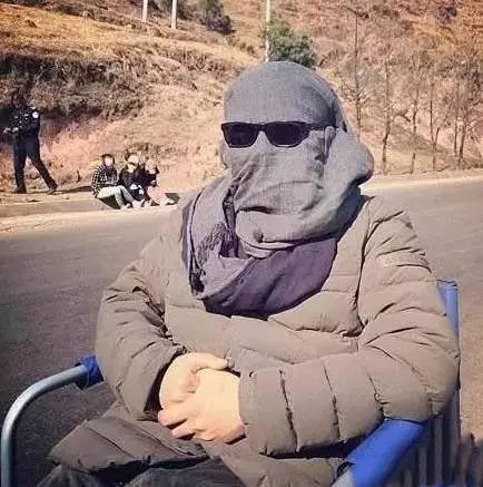 新手如何实现摆地摊月入20000,摆地摊最赚钱的4个方法