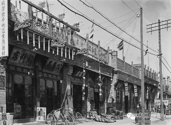 90年代商铺店招,中国古老店铺招牌被取代