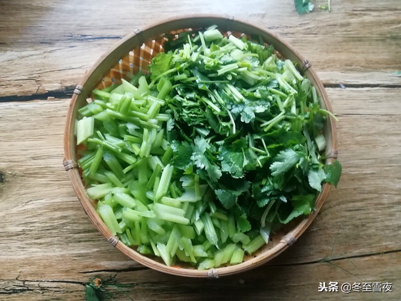 大白菜咸菜制作,东北大白菜做酸菜