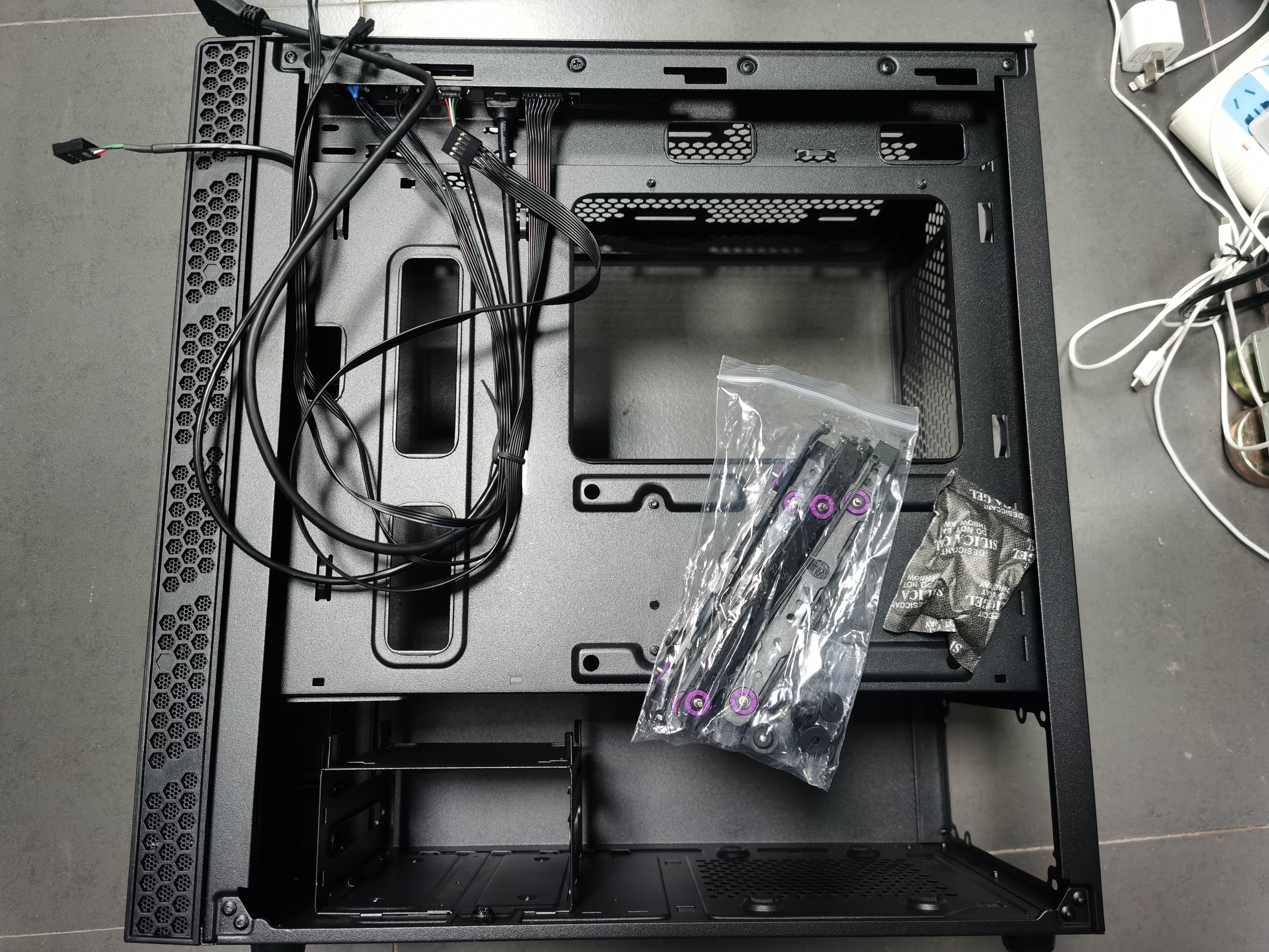 品牌老机箱能装新主板吗,电脑小白怎么重装系统win7