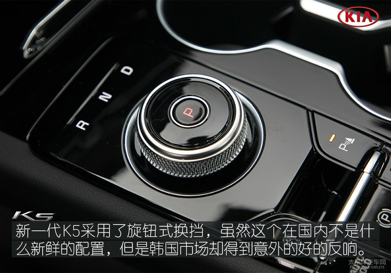 迎合别人不如完善自己,迎合别人不如取悦自己