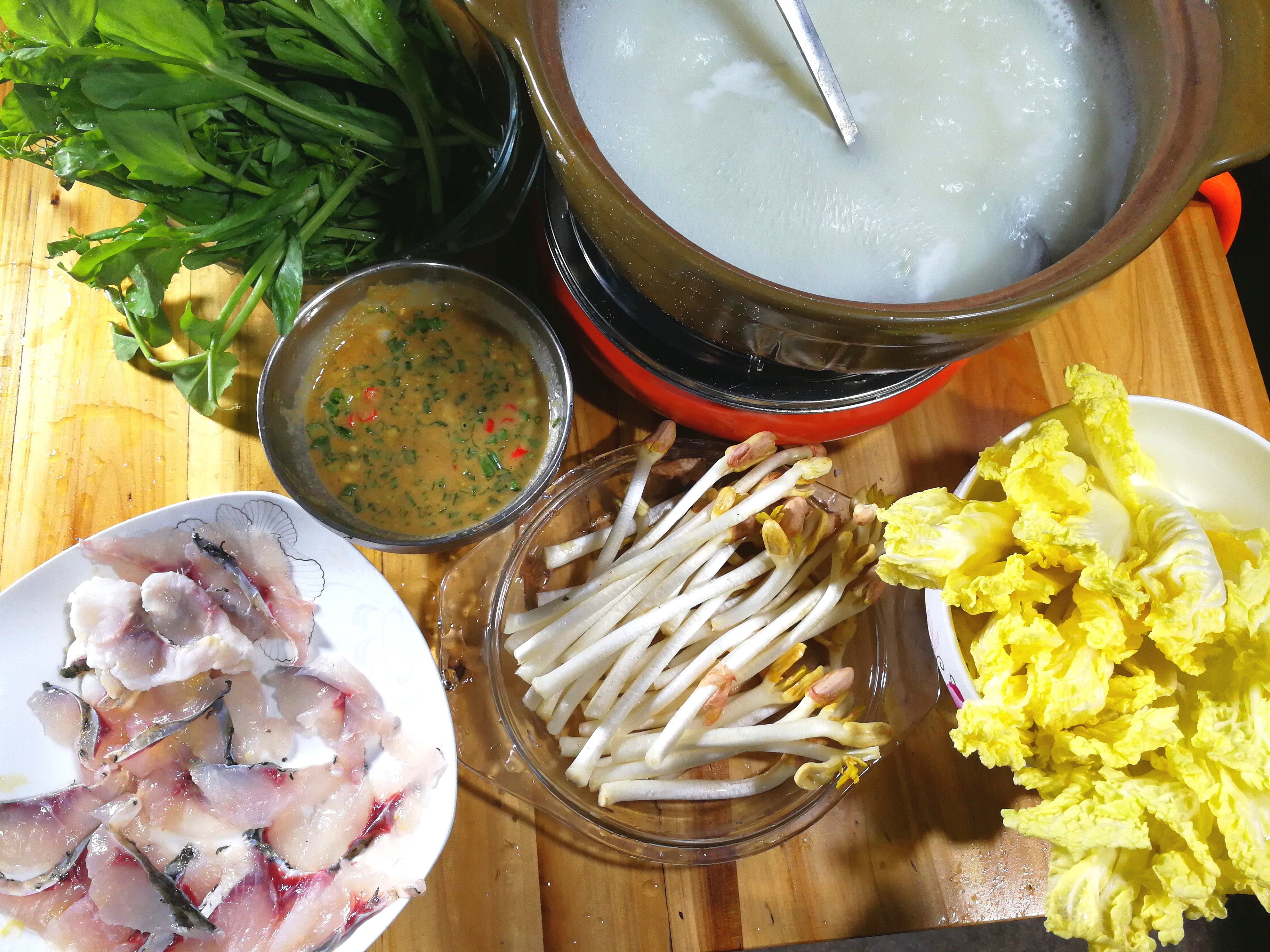 火锅吃多了腻了怎么办,火锅吃腻了吃啥