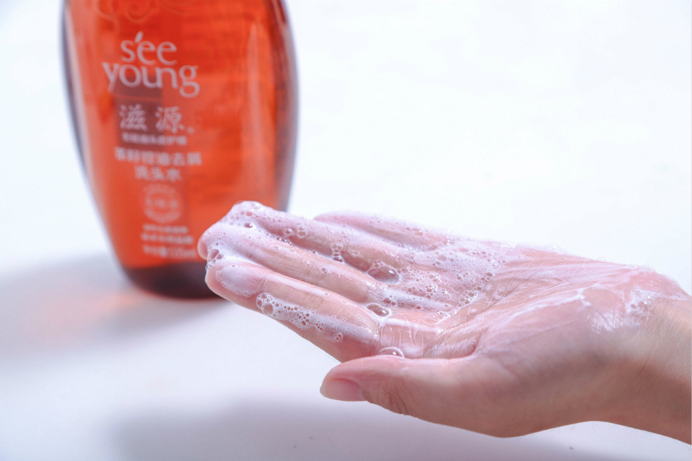 细软塌发质多久洗一次头发,怎样拯救一天就油的头发