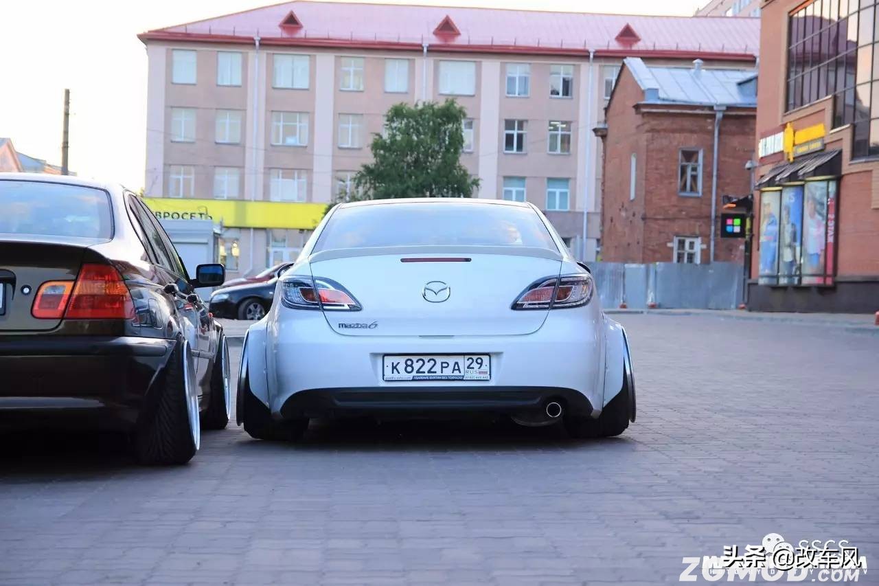 估计战斗名族追求的就是这种夸张效果?马自达6睿翼欣赏