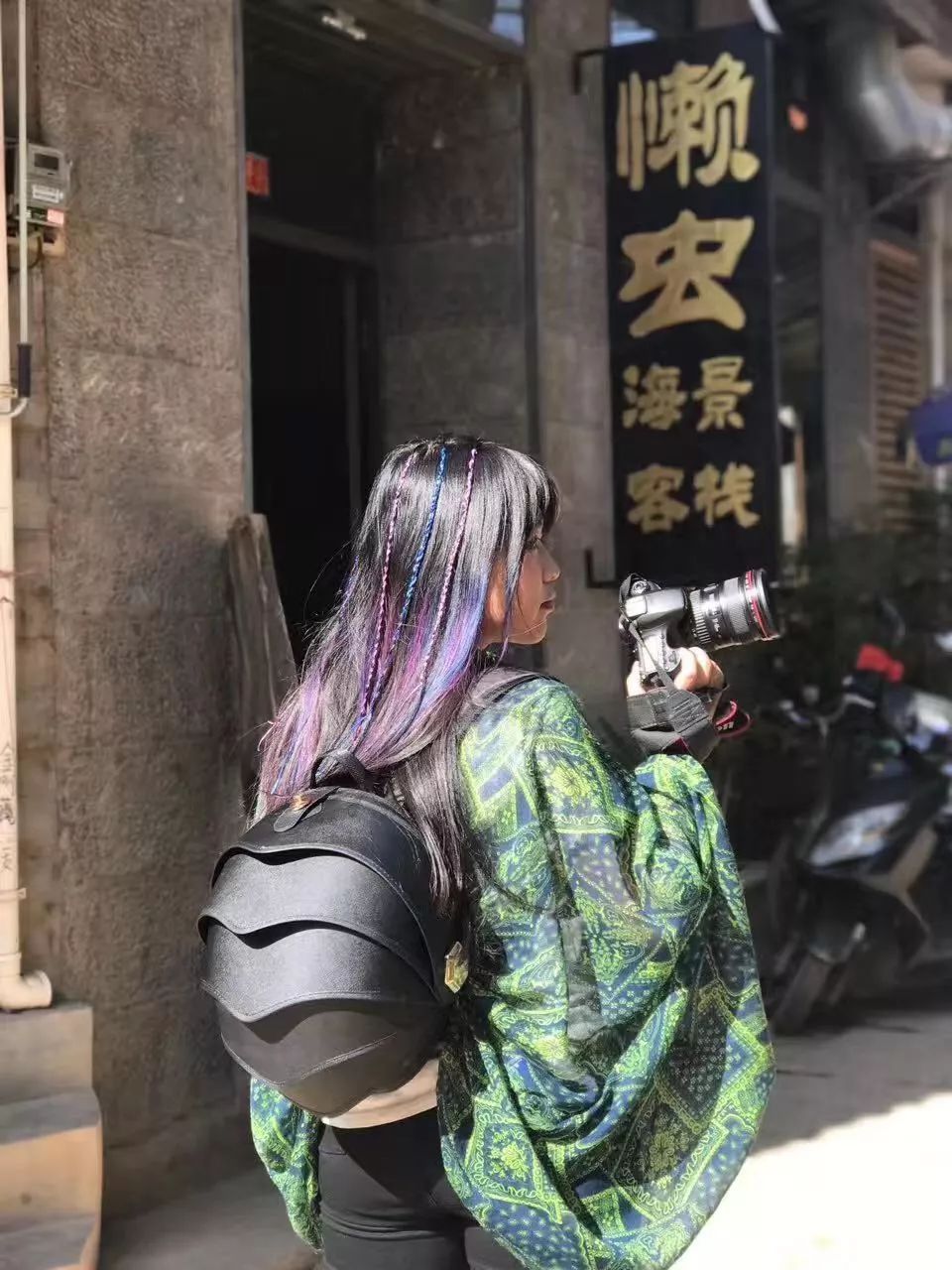 我不是李佳琦，粉丝2700月入60万+十亿人玩短视频藏天大赚钱商机