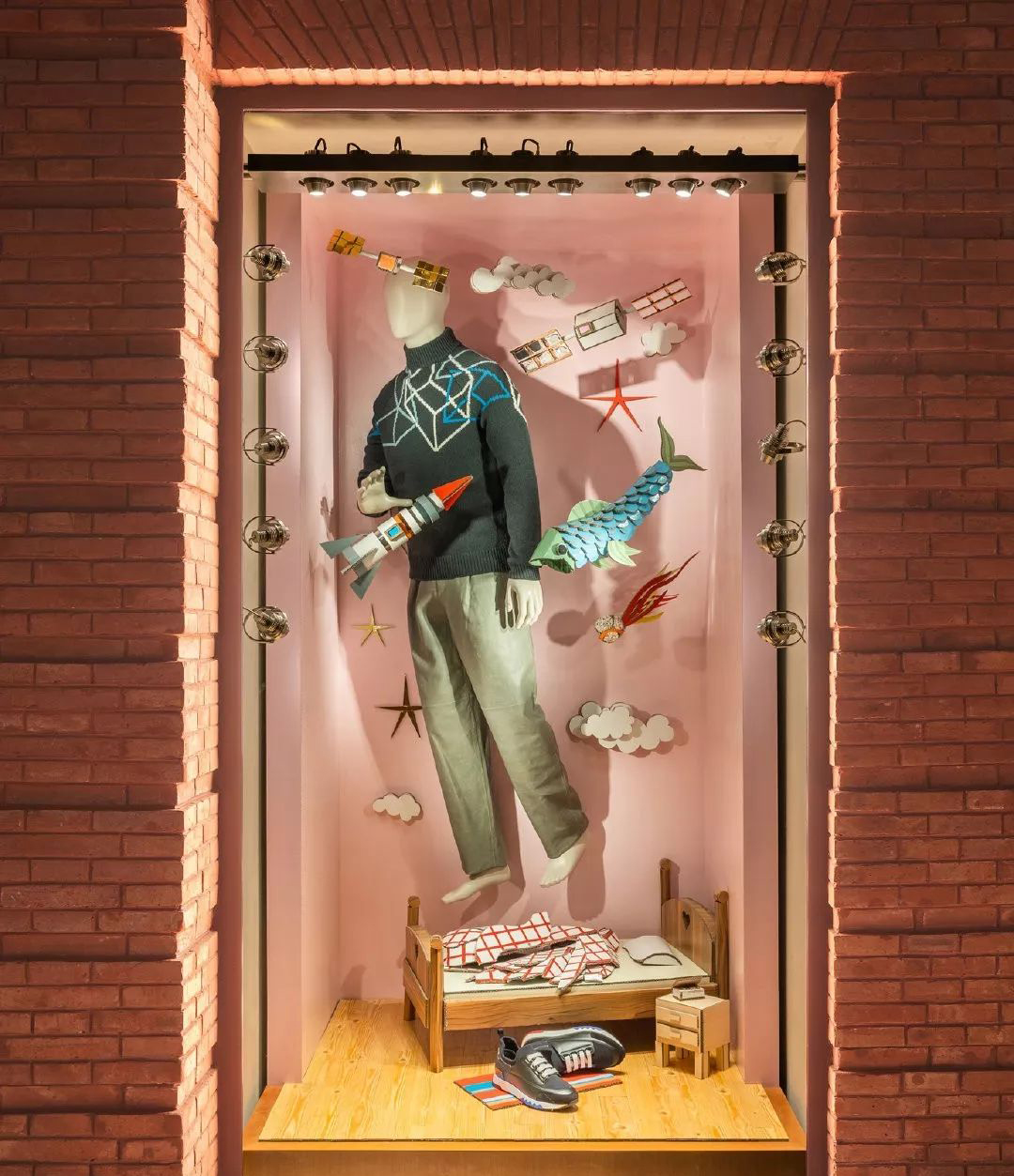 爱马仕品牌设计理念,爱马仕的品牌定位策略