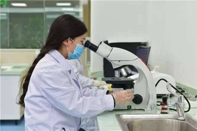 检验科上班的一天,检验科忙碌日常