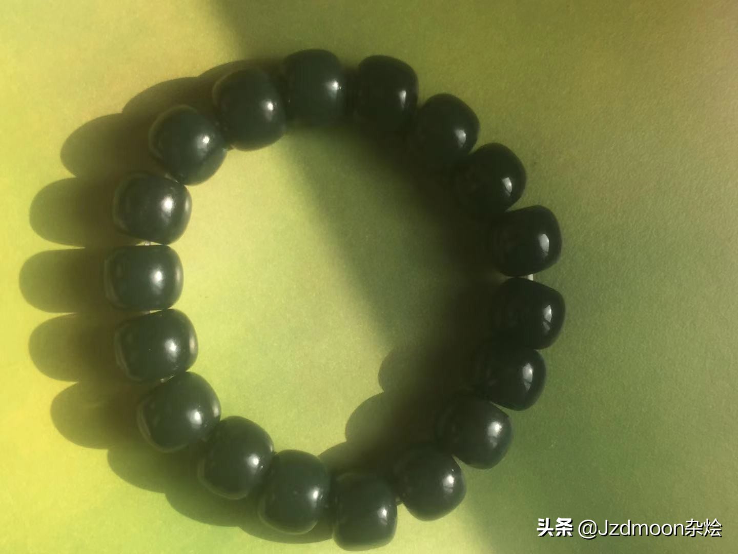 和田玉碧玉苹果珠12mm手串,和田玉珠子手串碧绿