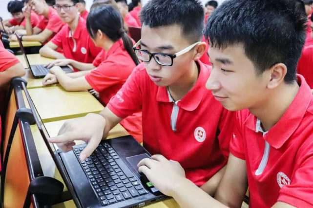 高职好还是中职好一点,高职好还是技校好