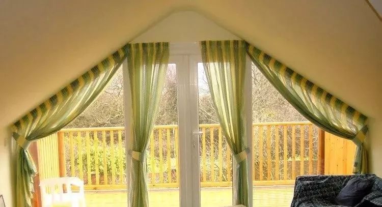 别墅客厅窗帘最新款式效果图,2020别墅窗帘