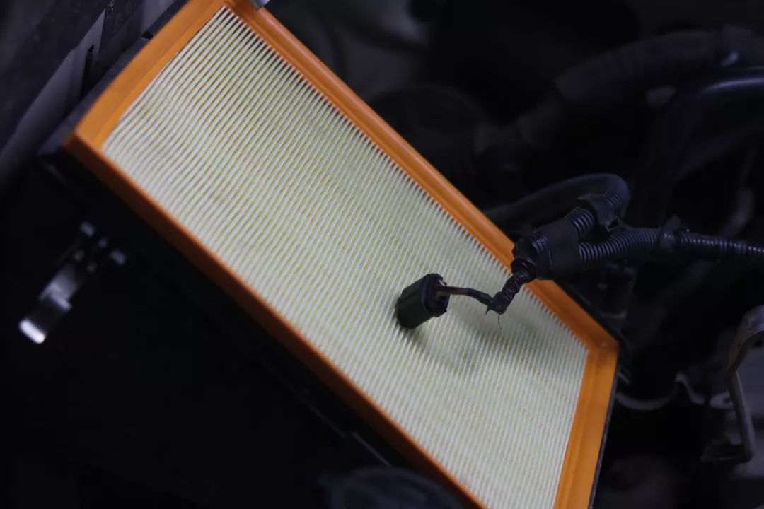 怪兽修车:翻新“残损不堪”的二手霸道LC150,满血复活变新车