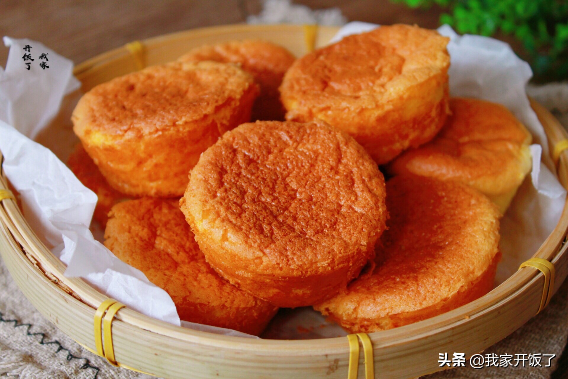 蜂蜜蛋糕不用打蛋器简单又好做,无水蜂蜜蛋糕打发技巧