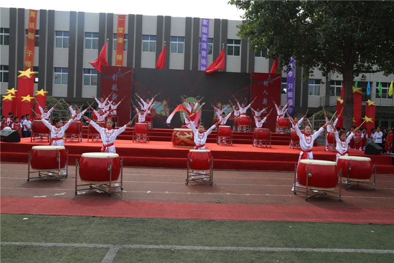 优秀少先队大队辅导员评选事迹,区优秀少先队员事迹介绍