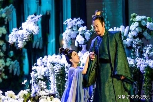 杨贵妃怎么死的安史之乱有多吓人,杨贵妃在安史之乱里是怎么死的