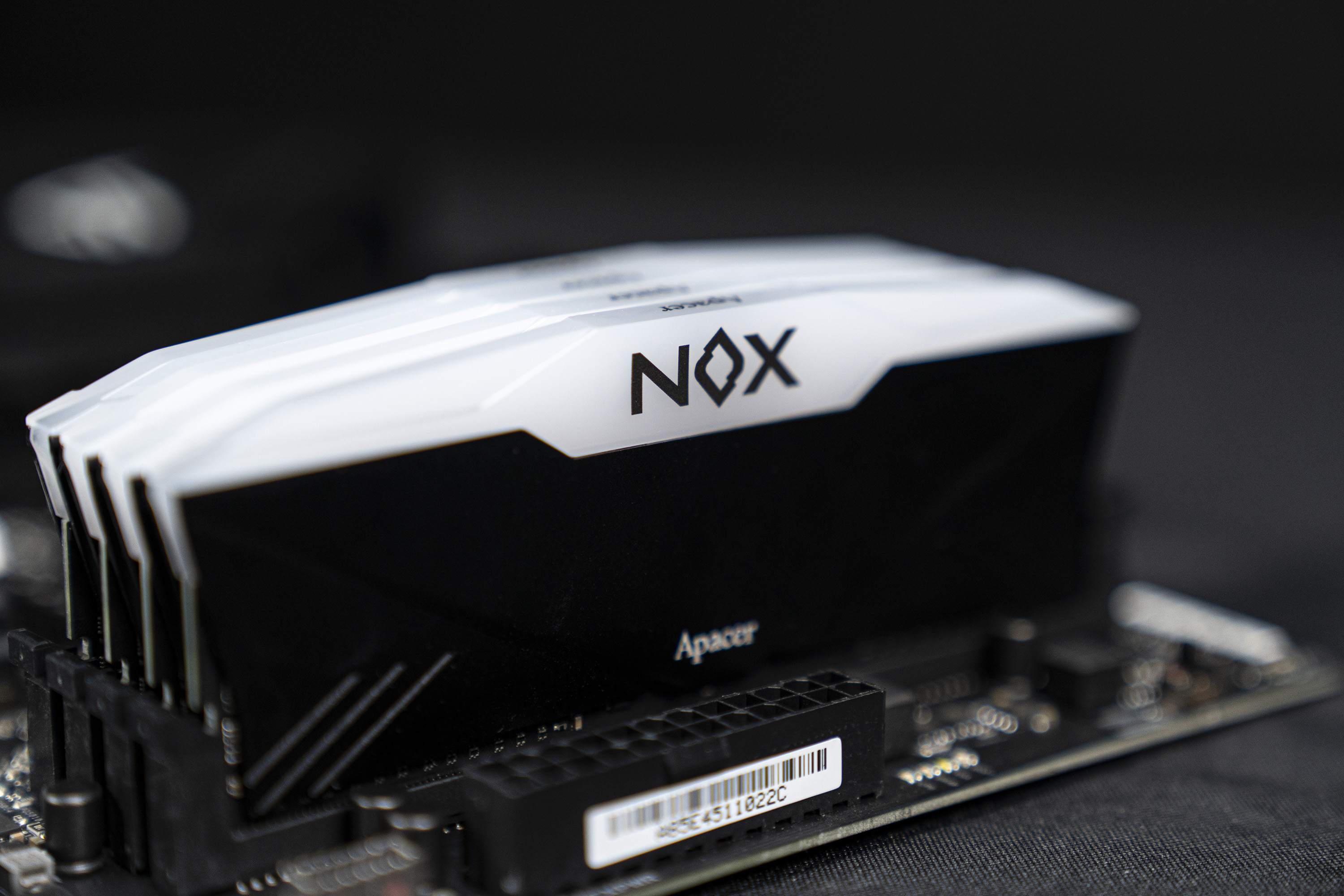 顶级机箱装机,第一次装机推荐机箱