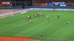 又浇水过多？国足门神足协杯罕见脱手，不止一次被自家草地坑了