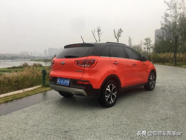 起亚kx32016红色,起亚kx3红色