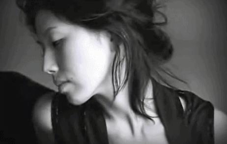 韩国娱乐圈*规则潜**曝光:被富豪玩弄,被迫演情色片,25岁自杀身亡