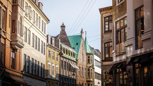 明星企业上头条|荷兰递欧彩妆——传递欧范,耀我出色