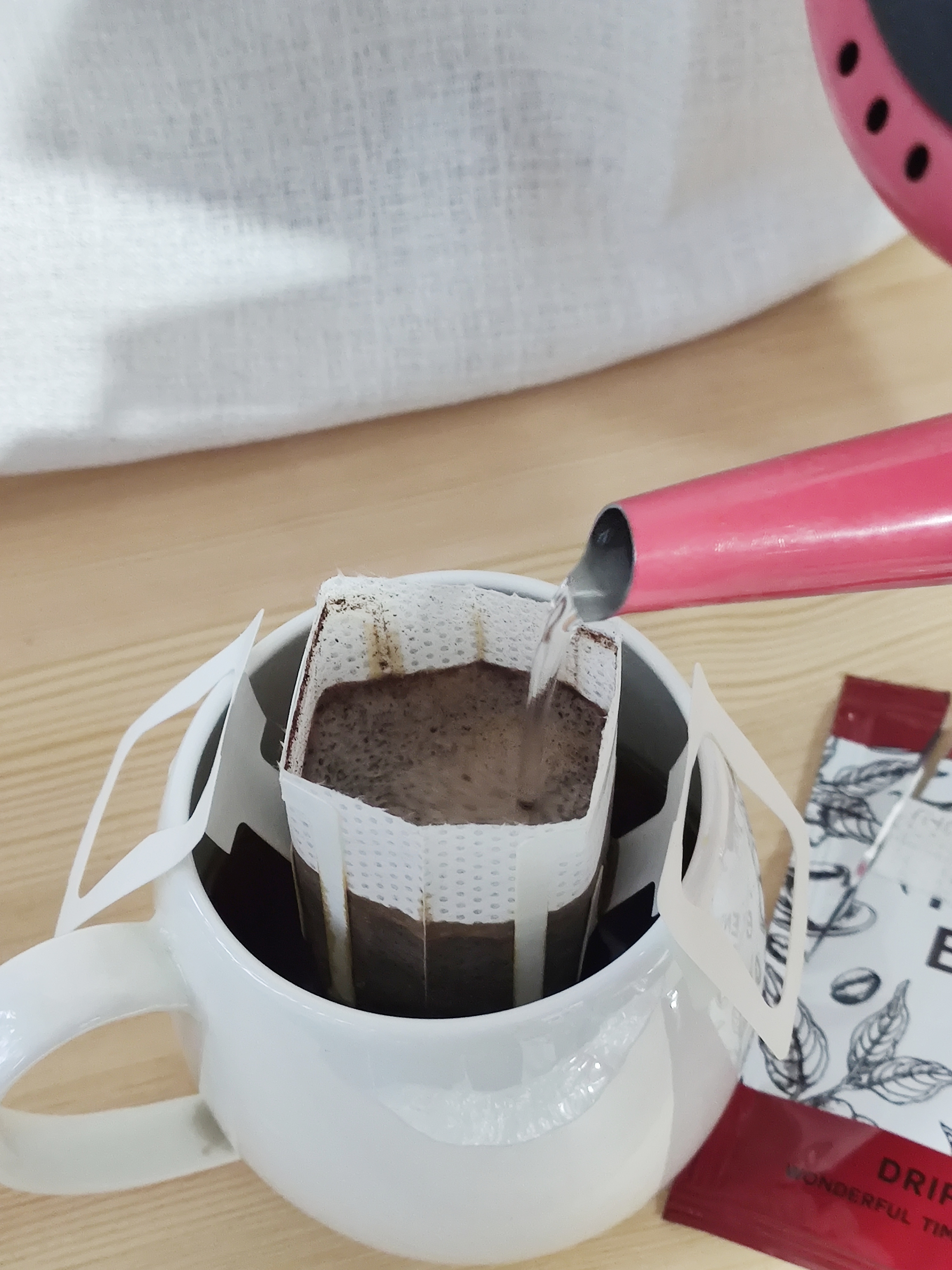 挂袋咖啡和冻干黑咖啡哪个口感好,黑咖啡速溶推荐深度烘焙