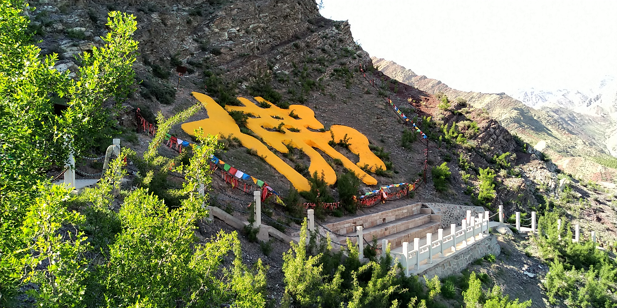 最新自驾出疆路线攻略,湖北出发新疆自驾游最佳路线寒假