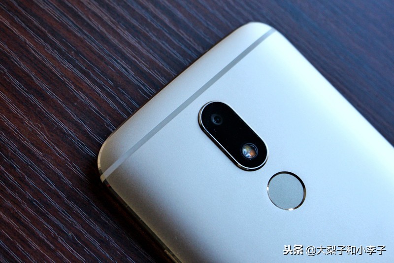 MotoZ测评,moto测评s30